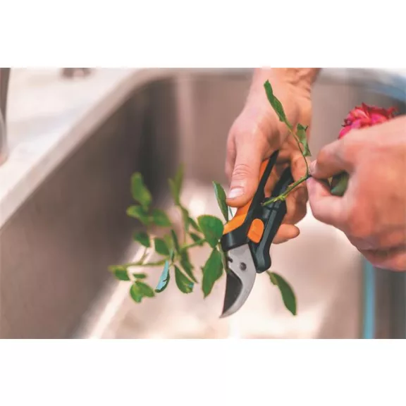 FISKARS Solid SP14 Metszőolló