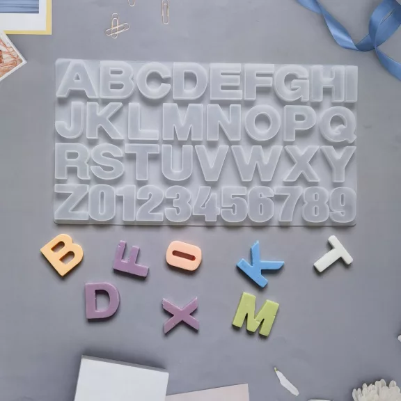 Szilikon öntőforma - betűk és számok