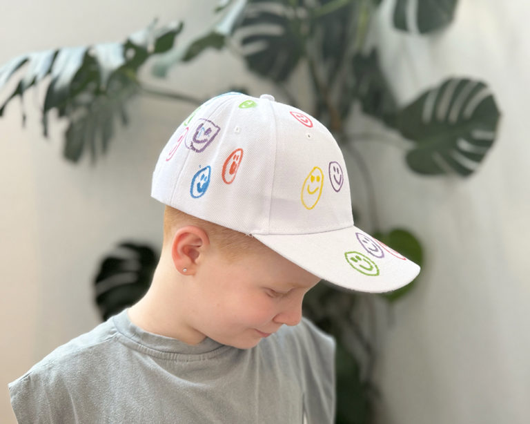 Baseballsapka festése Marabu KiDS textilfilccel