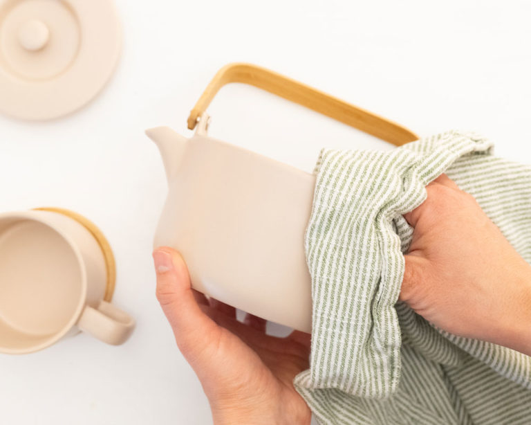 A porcelán tisztítása festés előtt