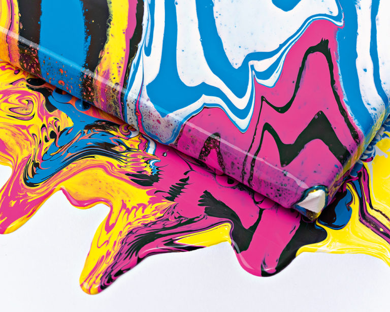 Fluid art „Puddle Pour” Marabu akrilfestékkel és Pouring Fluiddal