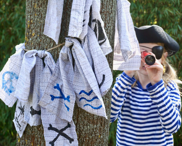 Kalózos füzér Marabu KiDS pólófestékkel