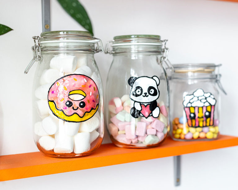 Kawaii figurák ablakra Marabu Window Color festékkel