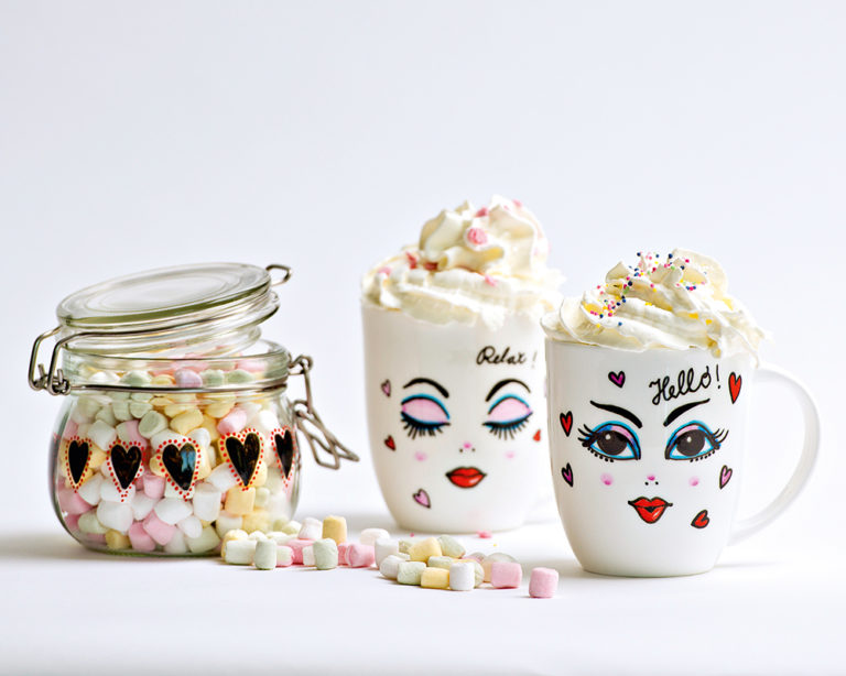 Kedvenc bögre festése Marabu porcelánfilccel